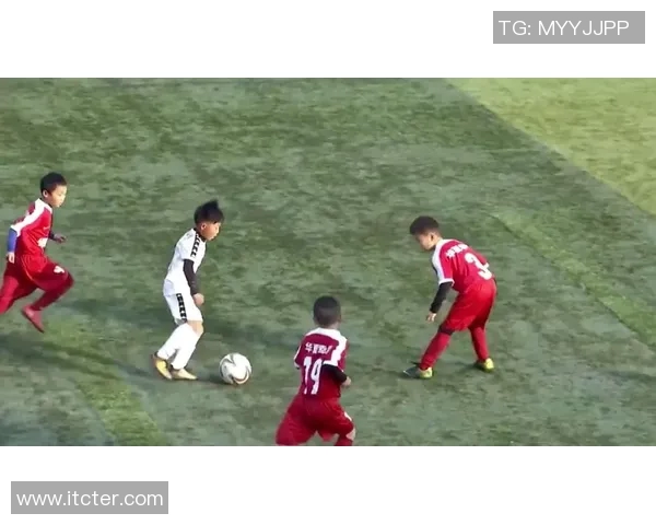 少年儿童足球明星崛起助力青少年体育发展与梦想追逐之路