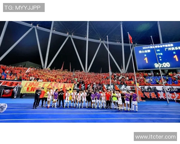 广州篮球队战术变革引发热议球迷与专家共同探讨未来发展方向