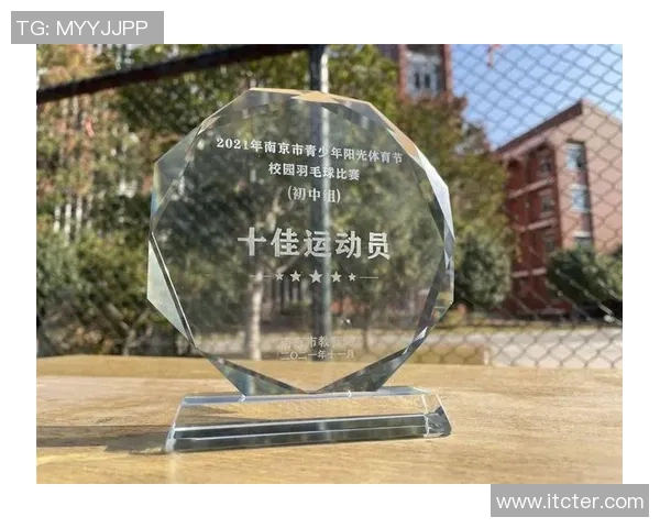 杭州羽毛球队与西安羽毛球队赛后复盘分析力量对比与战术探讨